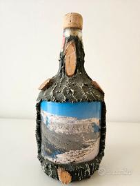 Bottiglia decorativa con le Dolomiti per taverne