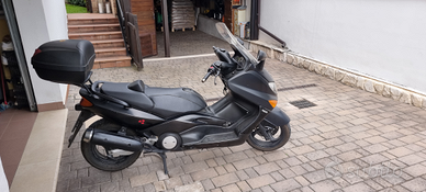 Yamaha T max 500