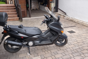 Yamaha T max 500