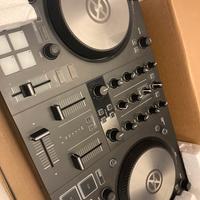 Native Instrument Traktor kontrol s2 Mk3