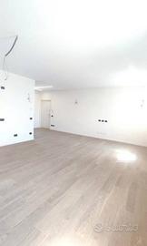 Appartamento di 120 m² con più di 5 locali a Cava 