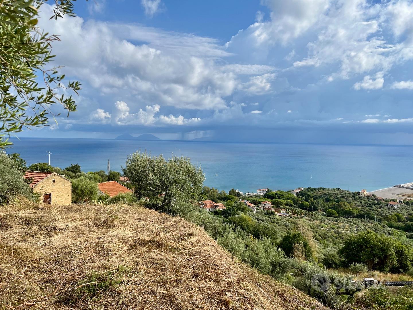 Rudere edificabile e terreno - Vista 2