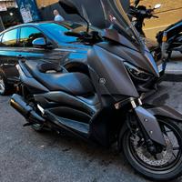Yamaha X Max