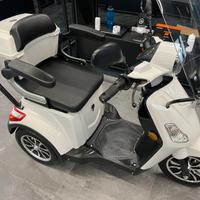 SCOOTER TRICICLO Senza PATENTE Elettrico
