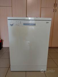 LAVASTOVIGLIE BEKO 13 coperto