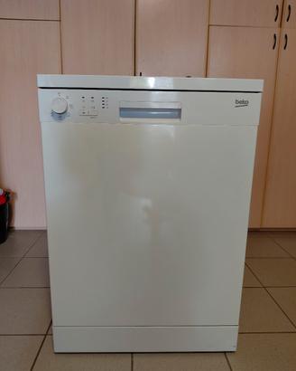 LAVASTOVIGLIE BEKO 13 coperto
