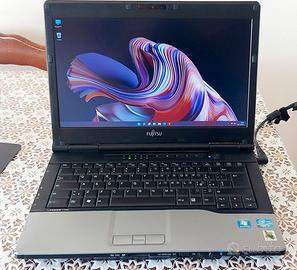 Notebook Fujitsu INTEL i7 8GB ssd-120 usb-3.1.