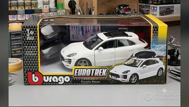 MODELLINO PORSCHE - MACAN WITH CARGO