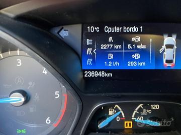 FORD FOCUS TITANIUM SW DIESEL