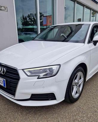 AUDI A3 Sport Back 1.6 TDI Business