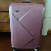 Valigia myvalice rosa con segno usura