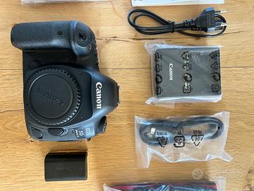 Canon 5d mark IV 5000 scatti