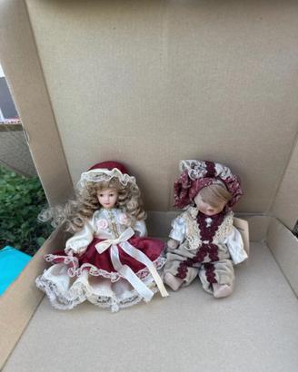 Bambola di porcellana da collezione