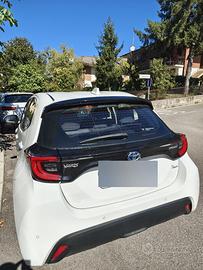 Toyota Yaris Full Hybrid 1.5 trend - Perfetta