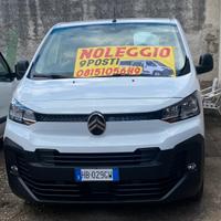 Noleggio 9 posti