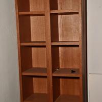 Scaffale in legno