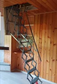 Scala retrattile per botola /soffitta