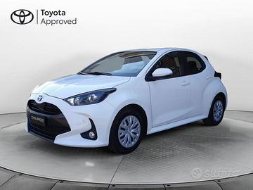 Toyota Yaris 4nd serie 1.5 Hybrid 5 porte Active