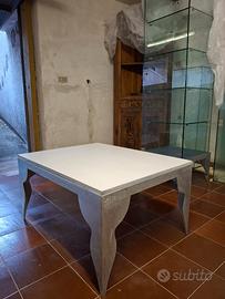 Tavolino basso in ferro  zincato stile eclettico