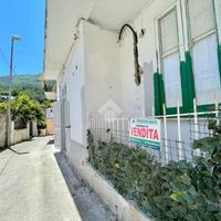 3 LOCALI A CASAMICCIOLA TERME