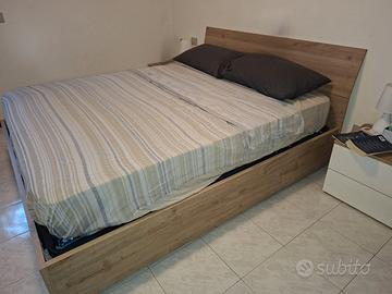 Letto contenitore e materasso matrimoniale