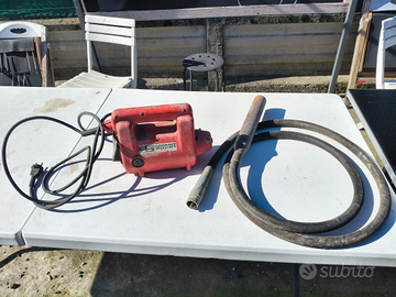 Vibratore per calcestruzzo