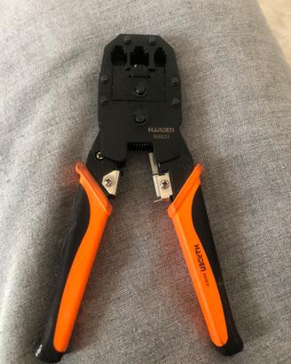 Pinsa per plug rete