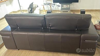 Divano in vera pelle