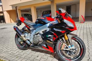 Aprilia RSV4 Factory