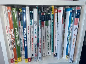Libri seconda e terza media (vedi elenco)