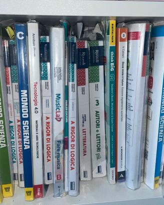 Libri seconda e terza media (vedi elenco)