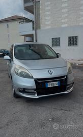 Renault Scenic 2013