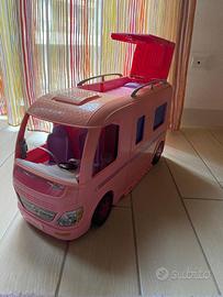 CAMPER BARBIE CON PISCINA COME NUOVO