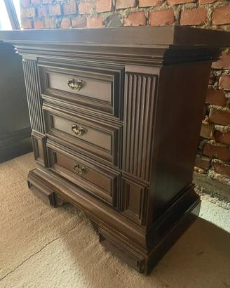 2 comodini in pioppo