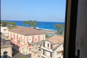 Immobile 3 vani, cucina e salone