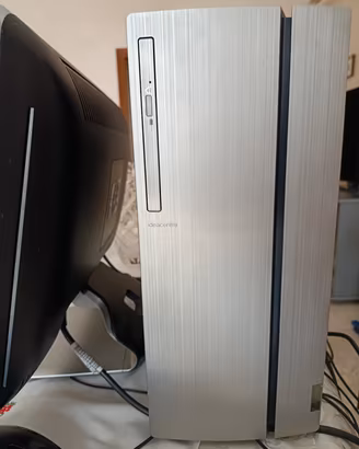 Computer fisso Lenovo 