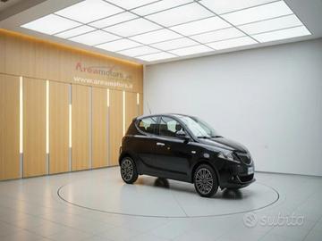 LANCIA Ypsilon 1 0 firefly hybrid Gold ses 70cv ne