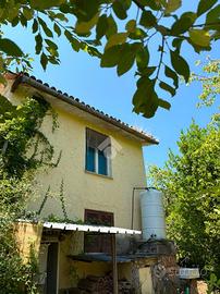 CASA SEMINDIPENDENTE A BELLEGRA