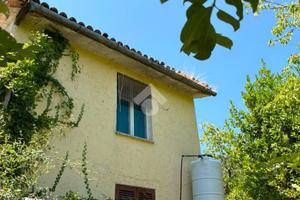 CASA SEMINDIPENDENTE A BELLEGRA