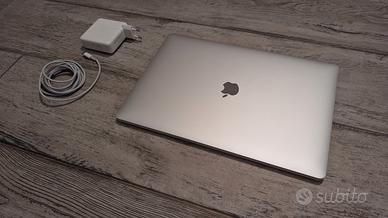 Apple MacBook PRO 15 2018 Touchbar i7 16 Gb 256 Gb