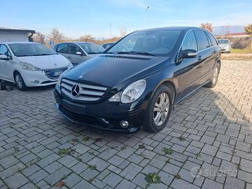 Mercedes R320 CDI 7posti 4x4 per EXPORT 