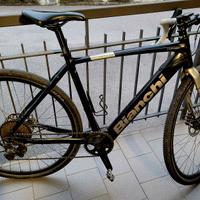 BIANCHI   e-gravel. E-Allroad Impulso tgM