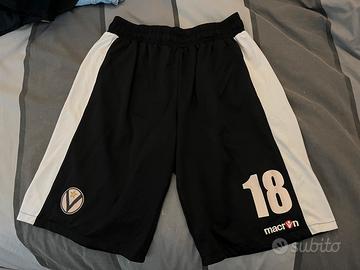 Pantaloncini gara Virtus