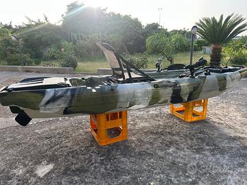 Kayak Tornado Atlantis a pedali