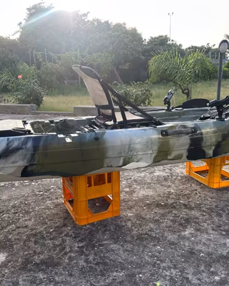 Kayak Tornado Atlantis a pedali