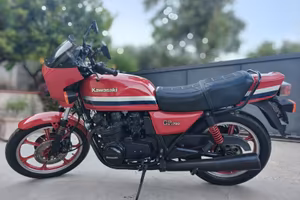 Moto Kawasaki Gpz 750