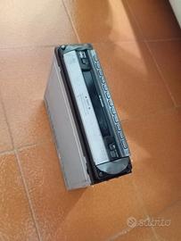 Autoradio Sony con lettore CD