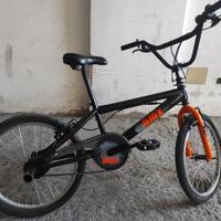 Bicicletta BMX