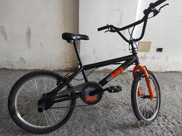 Bicicletta BMX