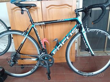 bici Corsa carbonio  focus izalco max MIS 54M